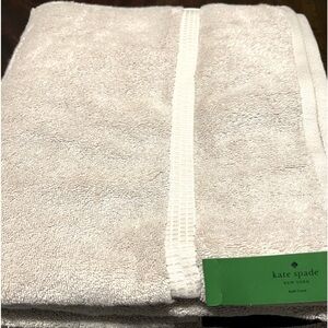 Kate Spade New York Light Gray Bath Towels Set of 2